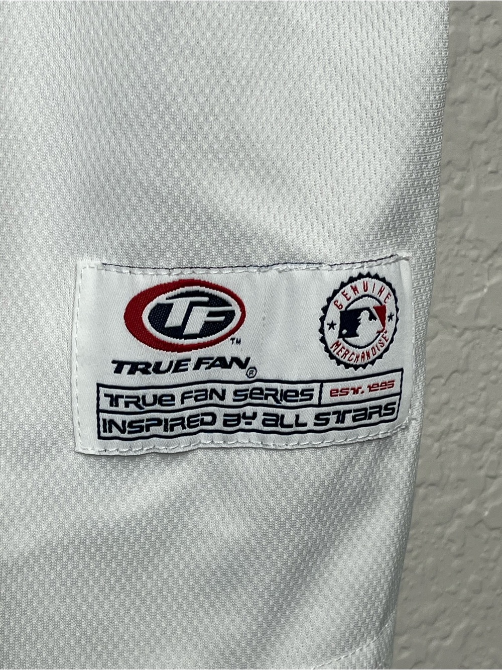 Cleveland Indians Patriotic Baseball Jersey XL White Red Blue Button Up MLB - Picture 4 of 9